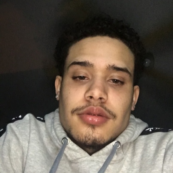 Meet your Posher, Isaac - Picture 1 of 1